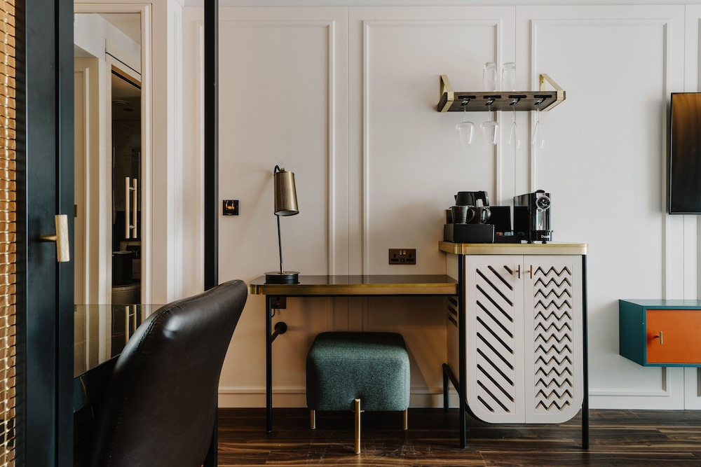the halyard liverpool vignette collection an ihg hotel