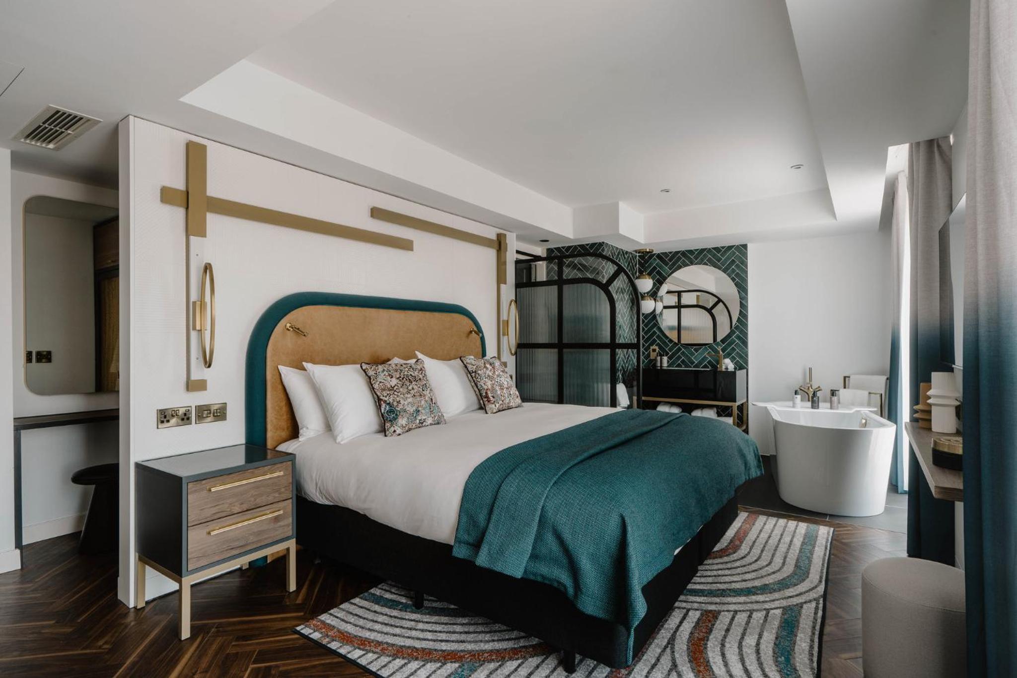 the halyard liverpool vignette collection an ihg hotel