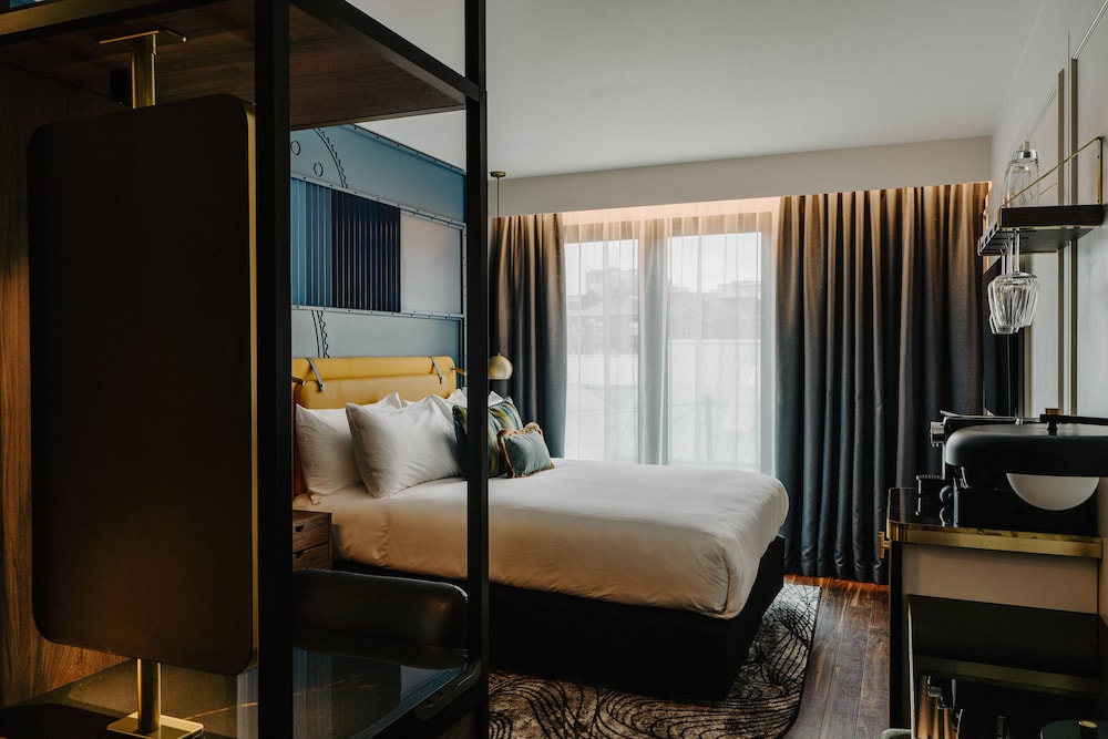 the halyard liverpool vignette collection an ihg hotel