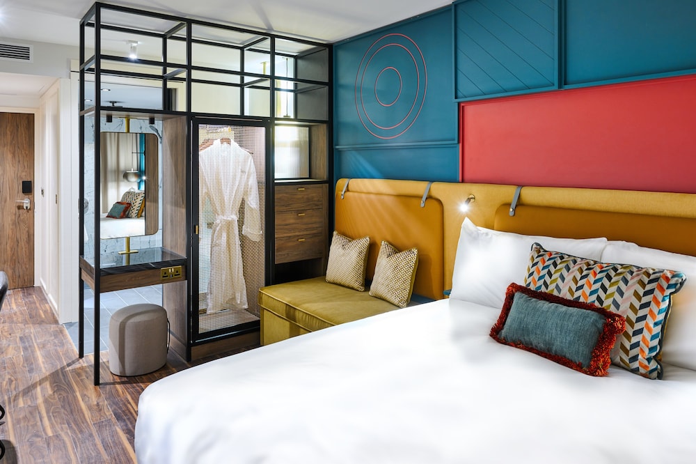 the halyard liverpool vignette collection an ihg hotel