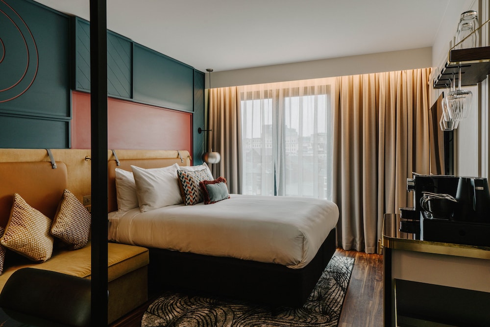 the halyard liverpool vignette collection an ihg hotel