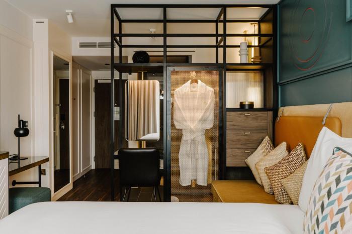 the halyard liverpool vignette collection an ihg hotel