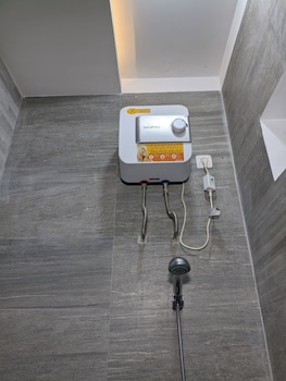 kingkost kenari kudus