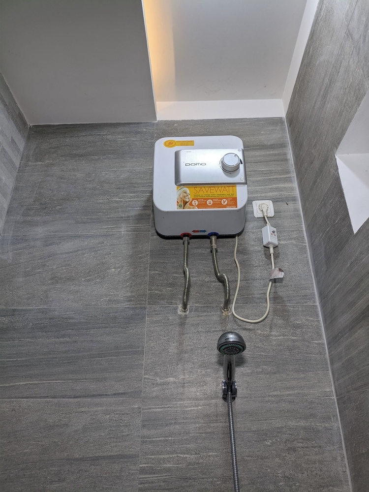 kingkost kenari kudus