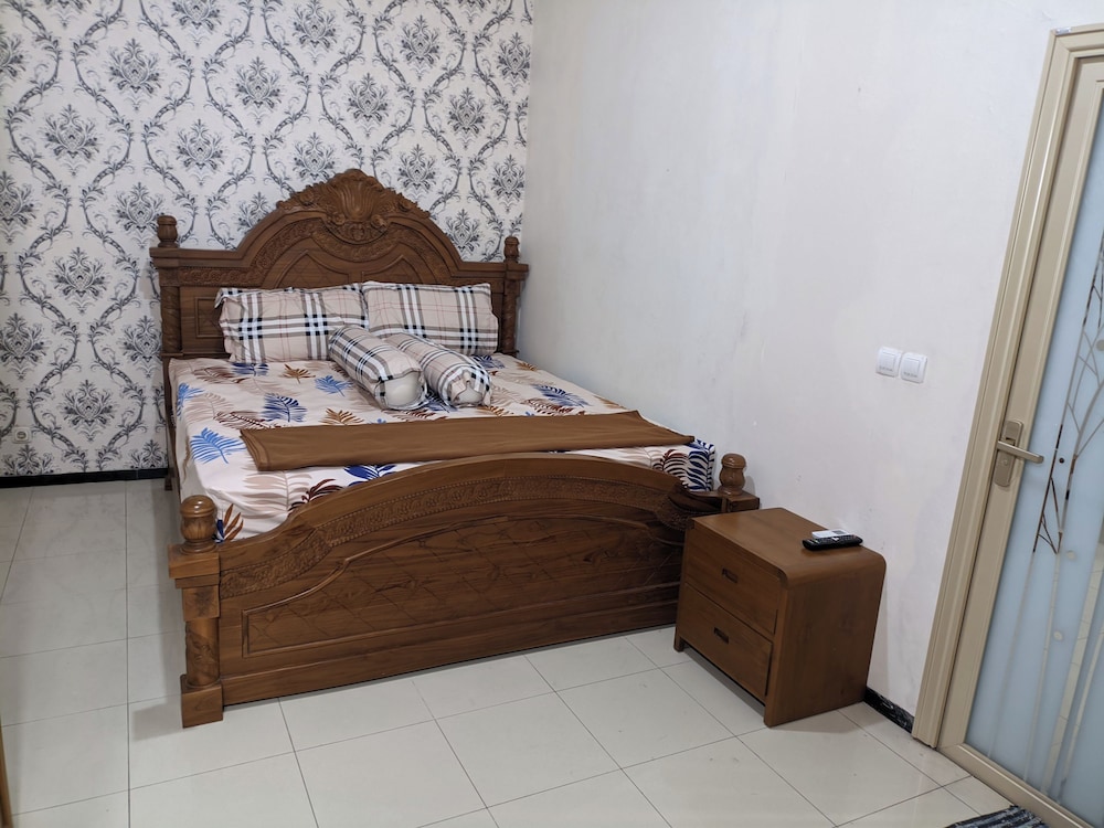 kingkost kenari kudus