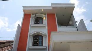 kingkost kenari kudus