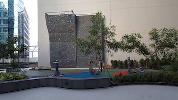 one pacific residence by hiverooms