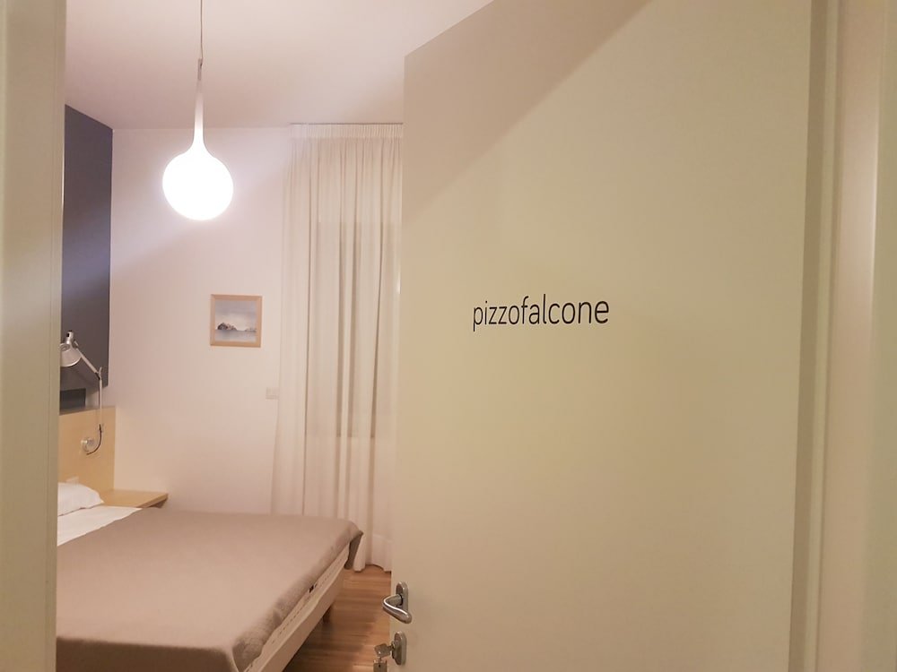 well suites piazza dei martiri