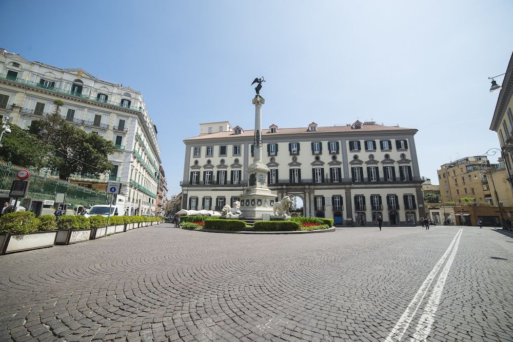 well suites piazza dei martiri