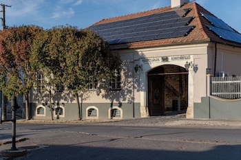 barka galeria hotel es etterem