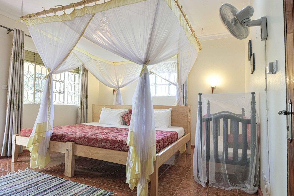 cycad entebbe guest house