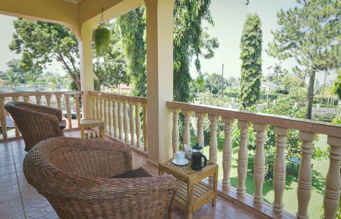 cycad entebbe guest house