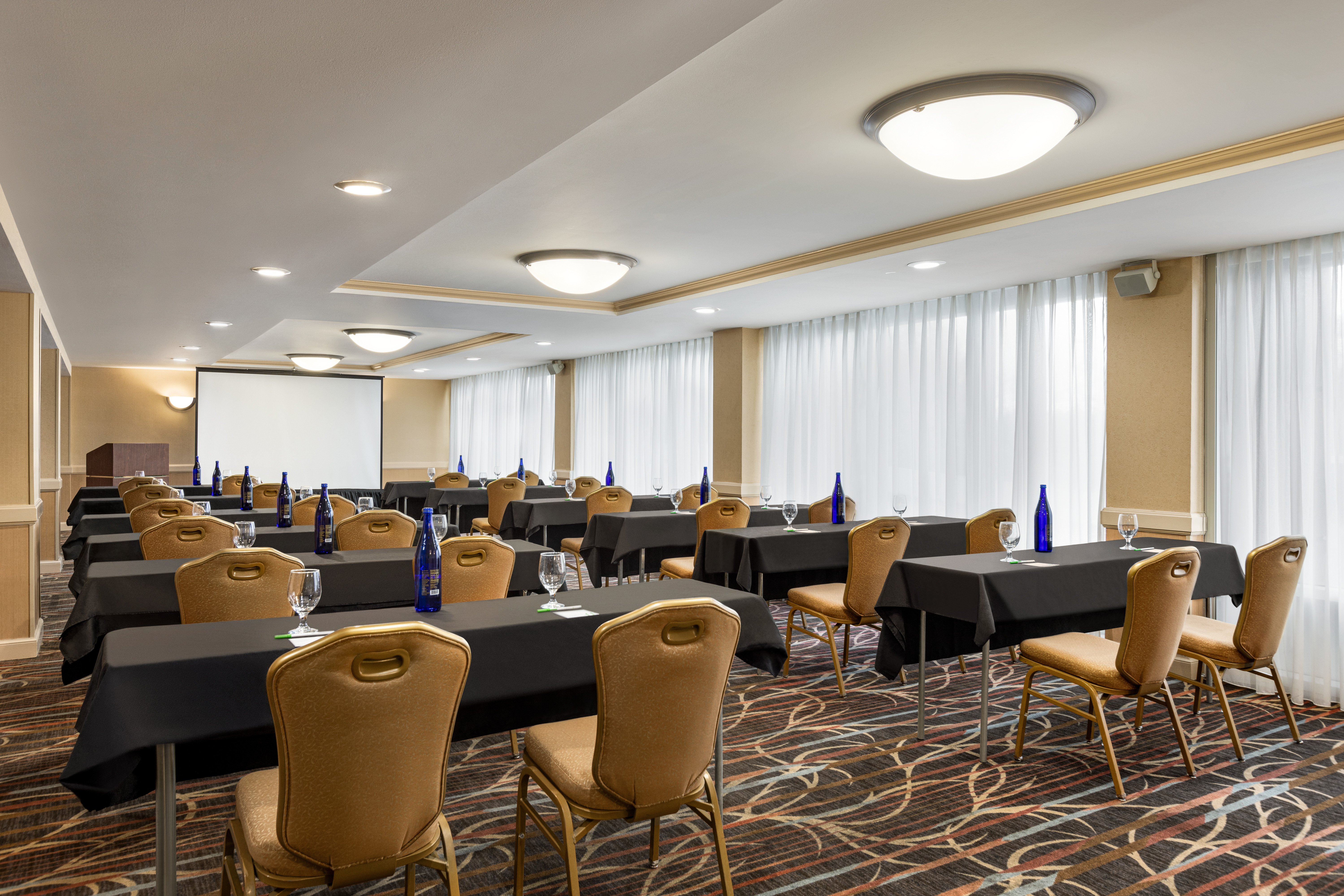holiday inn gaithersburg by ihg