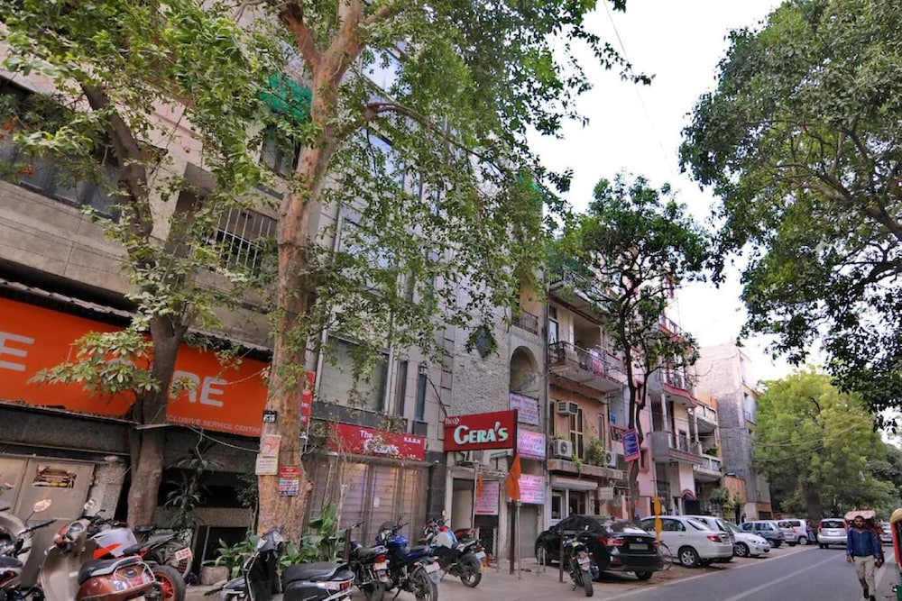 Hotel Gera's,India>>New Delhi,2 star