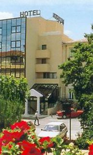 best western hotel atrium