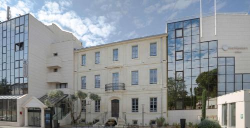 best western hotel atrium