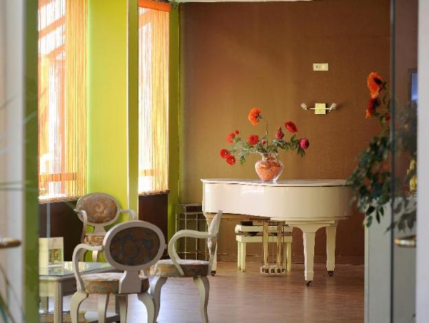 best western hotel atrium