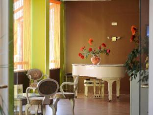 best western hotel atrium