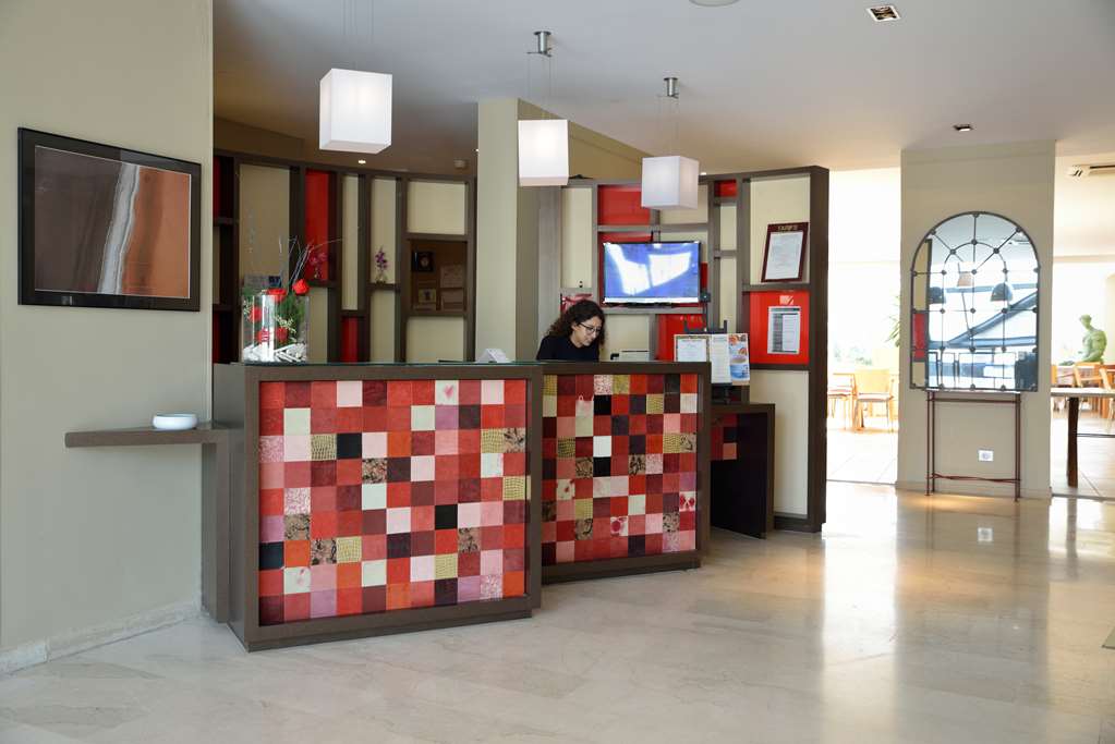 best western hotel atrium