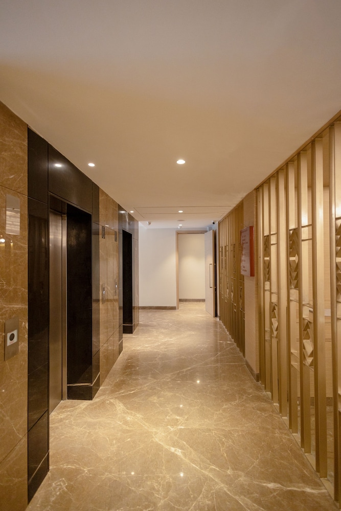 golden tulip bhopal