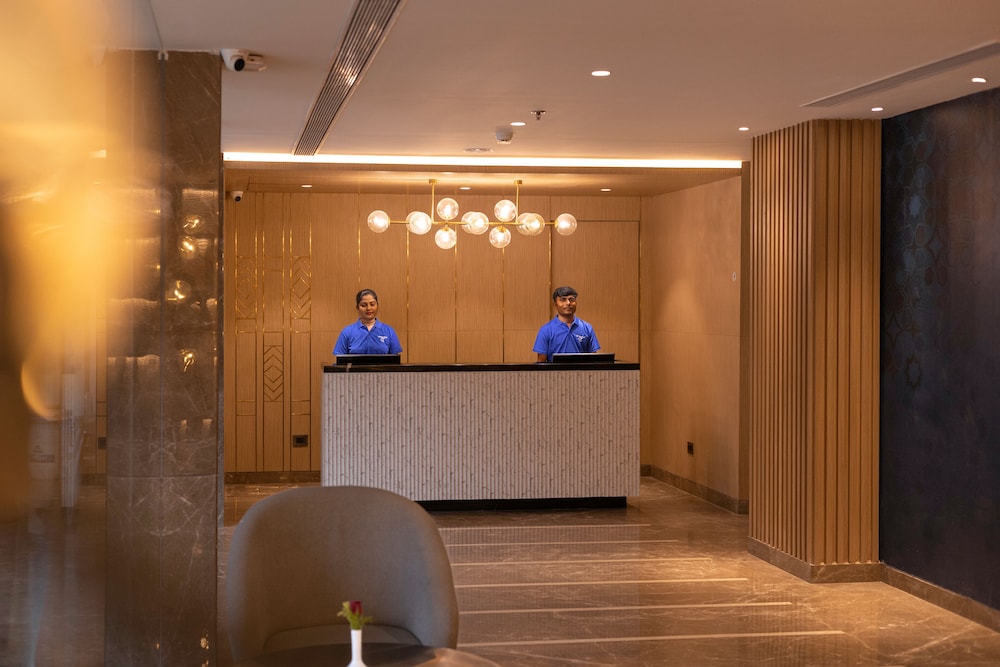 golden tulip bhopal