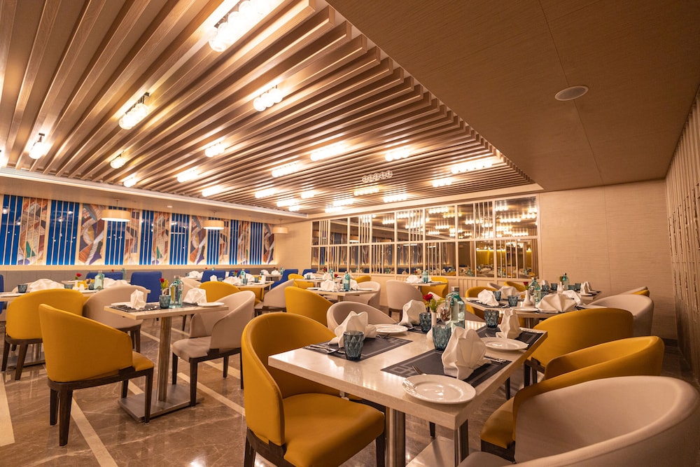 golden tulip bhopal