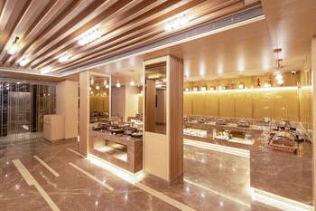 golden tulip bhopal