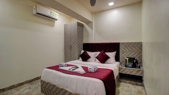 hotel priceless suite