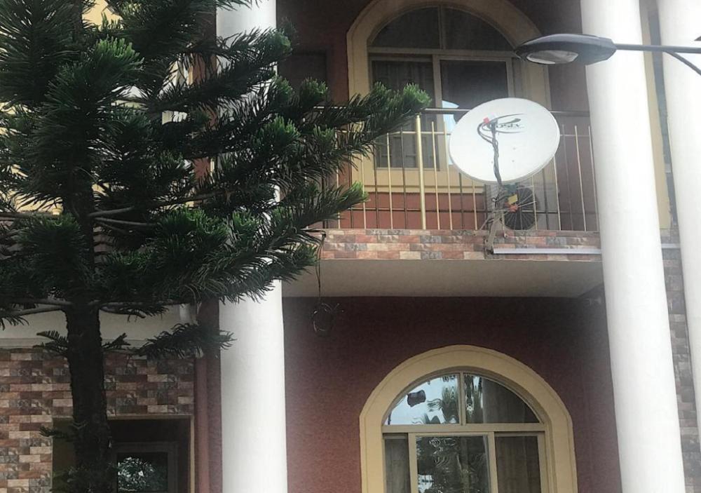 royale crown villa apartment