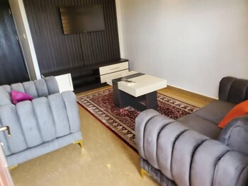 royale crown villa apartment