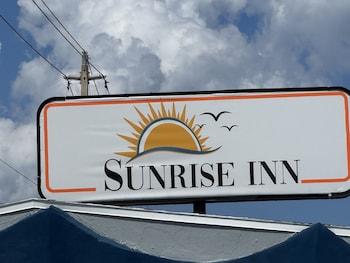 sunrise inn by oyo titusville fl