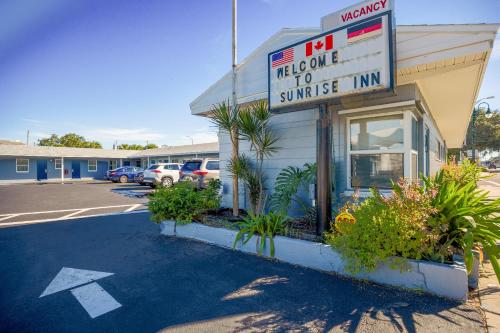 sunrise inn by oyo titusville fl
