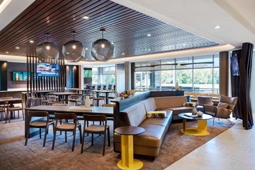 springhill suites by marriott arlington tn