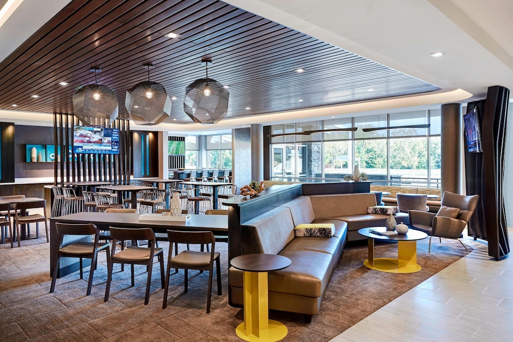 springhill suites by marriott arlington tn