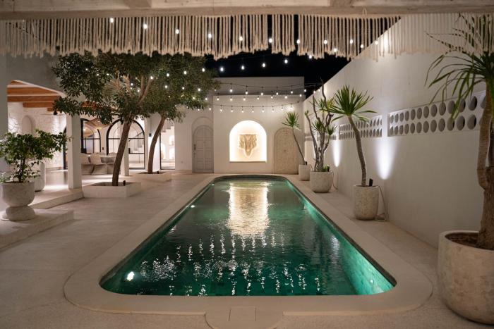 casa contenta canggu luxury villa