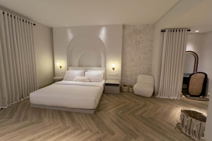 casa contenta canggu luxury villa