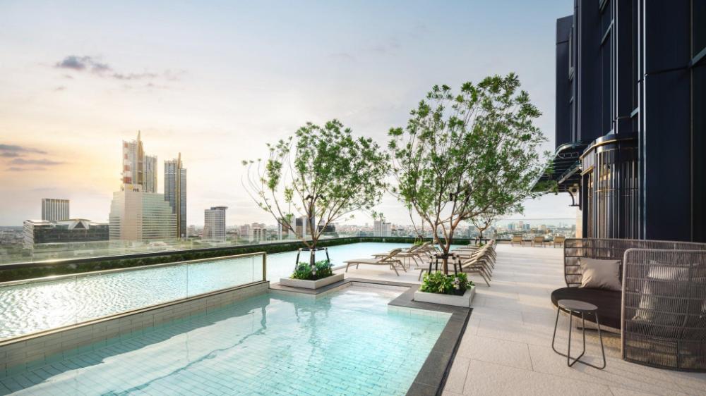 grande centre point surawong bangkok