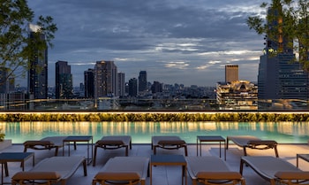 grande centre point surawong bangkok