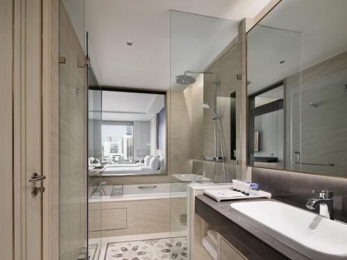 grande centre point surawong bangkok