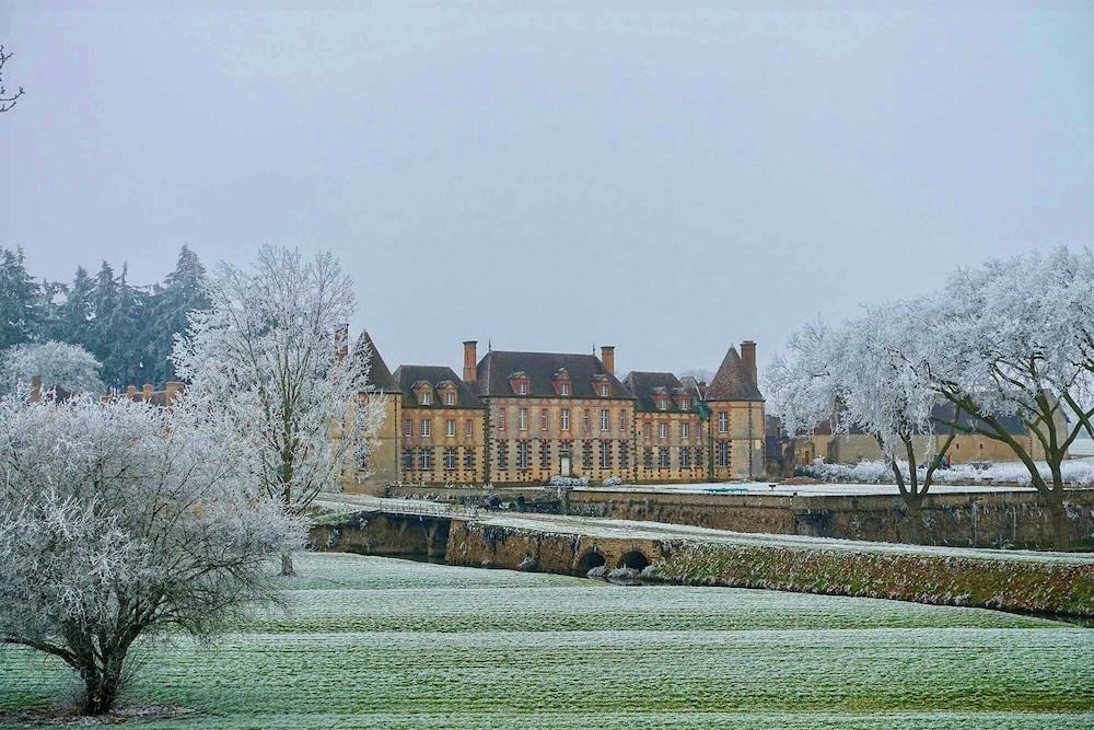 chateau de la riviere