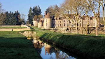Château De La Rivière,14 Lieu-Dit La Rivière,0 star