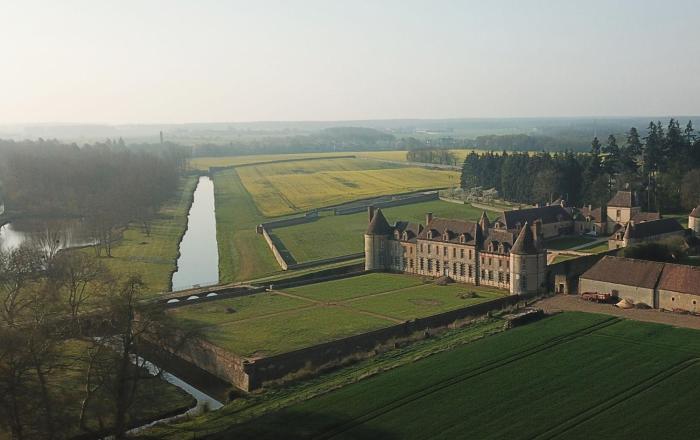 chateau de la riviere