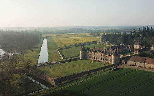 chateau de la riviere