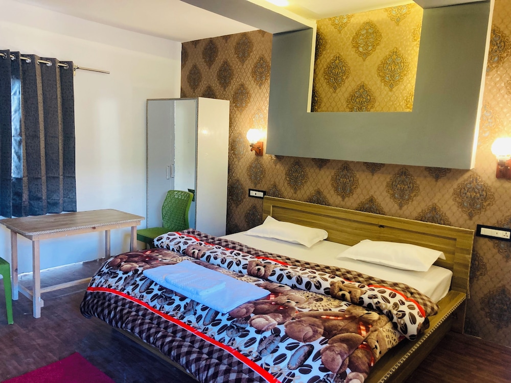 sizzling resort and adventure