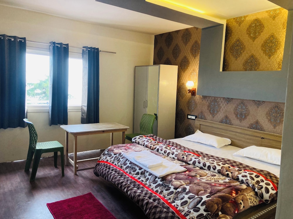 sizzling resort and adventure