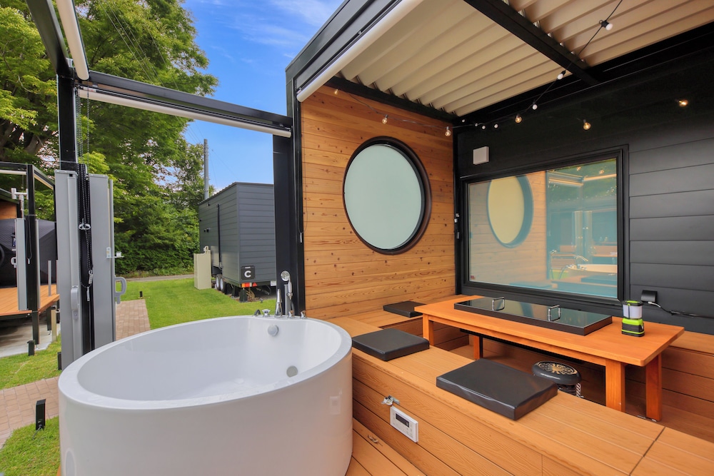 piilo asobiandstay