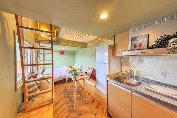 piilo asobiandstay