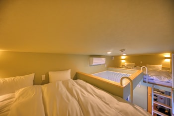 piilo asobiandstay