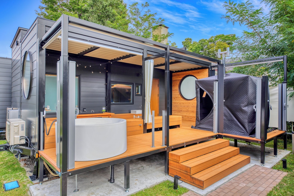 piilo asobiandstay