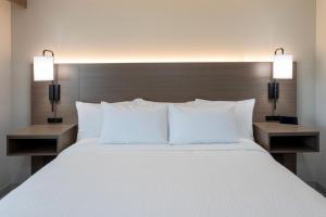 grandstay hotel and suites algona ia